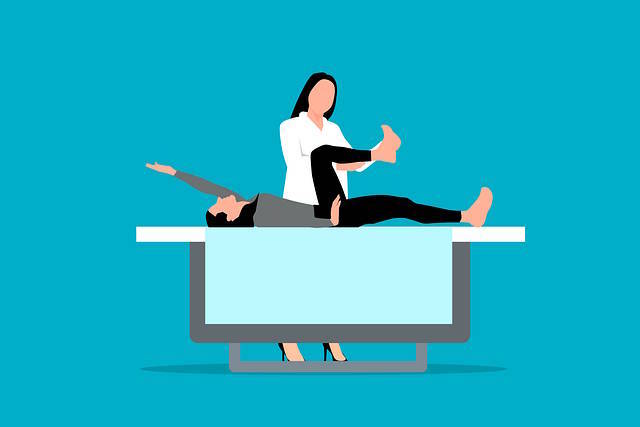 טיפול של פיזיותרפיסטית