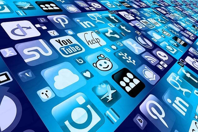 רשתות חברתיות