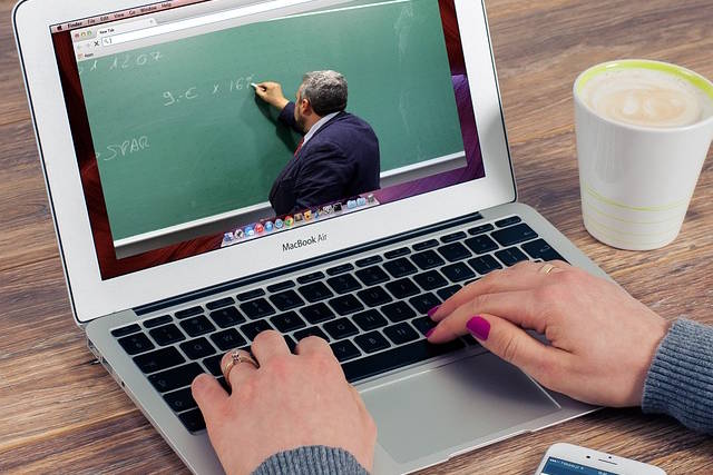 למידה בעידן הבינה המלאכותית