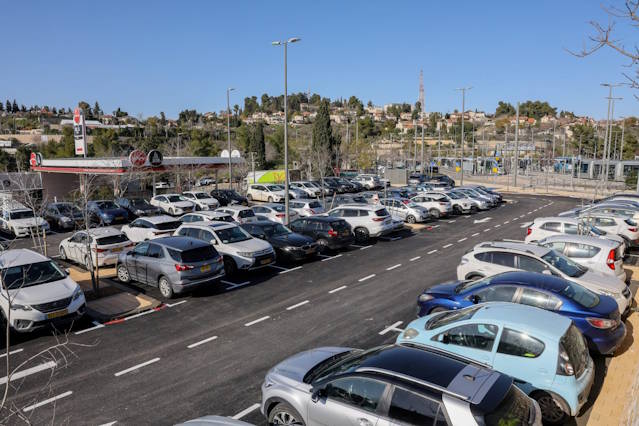 החניון החדש בצומת אורה ירושלים
