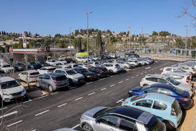 החניון החדש בצומת אורה ירושלים